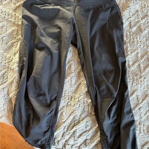 Tangerine Women's Black Capris
